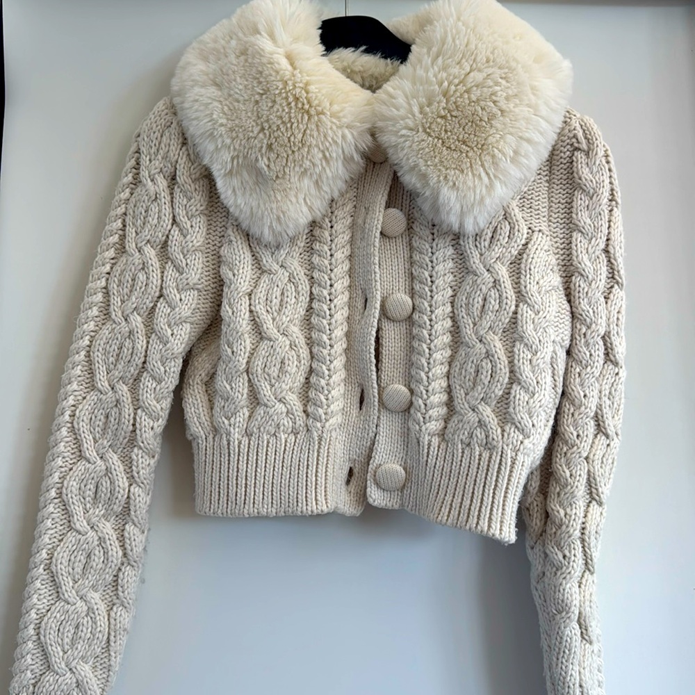 Zara cable knit, fur collar, neutral, cropped, cardi sweater, size S
